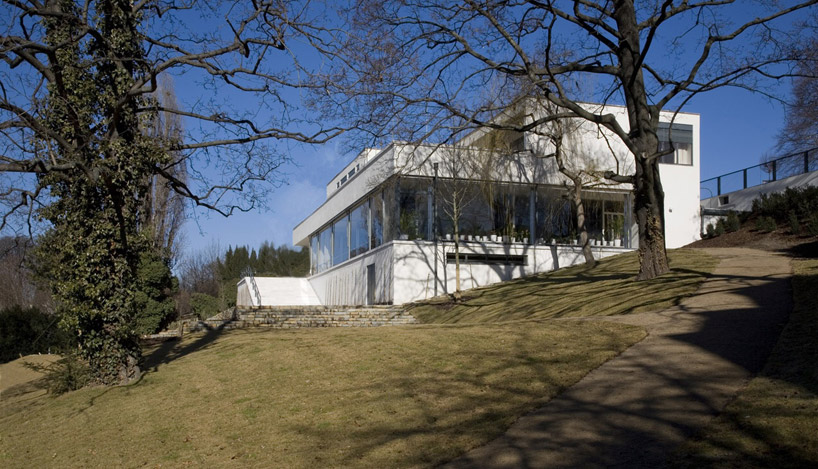 mies van der rohe: villa tugendhat